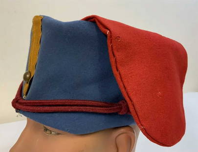 UKRAINIAN WW1 COSSACK CIVIL WAR PETLURA HAT: EXTREMELY RARE UKRAINIAN WW1 COSSACK RUSSIAN CIVIL WAR PETLURA ARMY BUSBY HAT Ukrainian WW1 Cossack Russian Civil War Petlura Army busby hat. It features a blue body with yellow insignia braid, a red