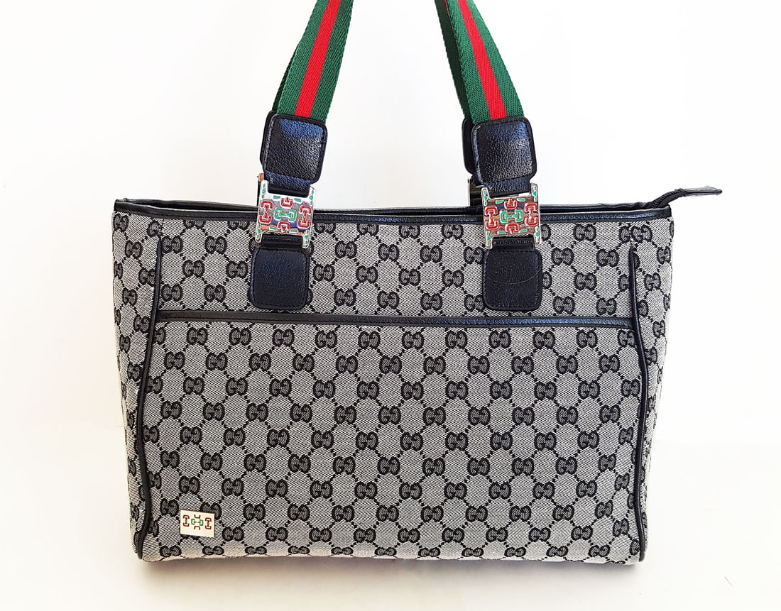 GUCCI GG CANVAS TOTE BAG (1 of 19)