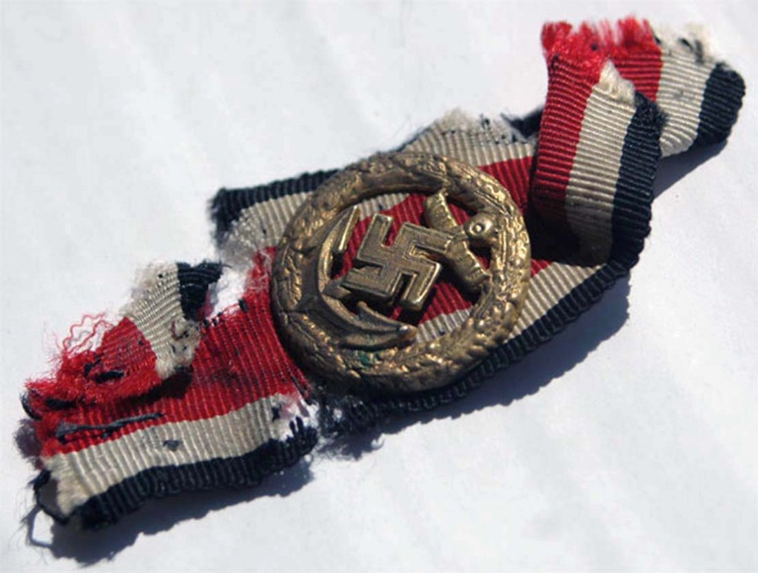 GERMAN WW2 KRIEGSMARINE HONOUR ROLL/CLASP (1 of 6)