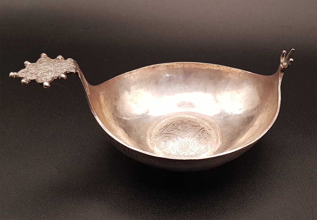 EXTREMELY RARE LARGE RUSSIAN SILVER KOVSH, c.1740 (1 of 15)