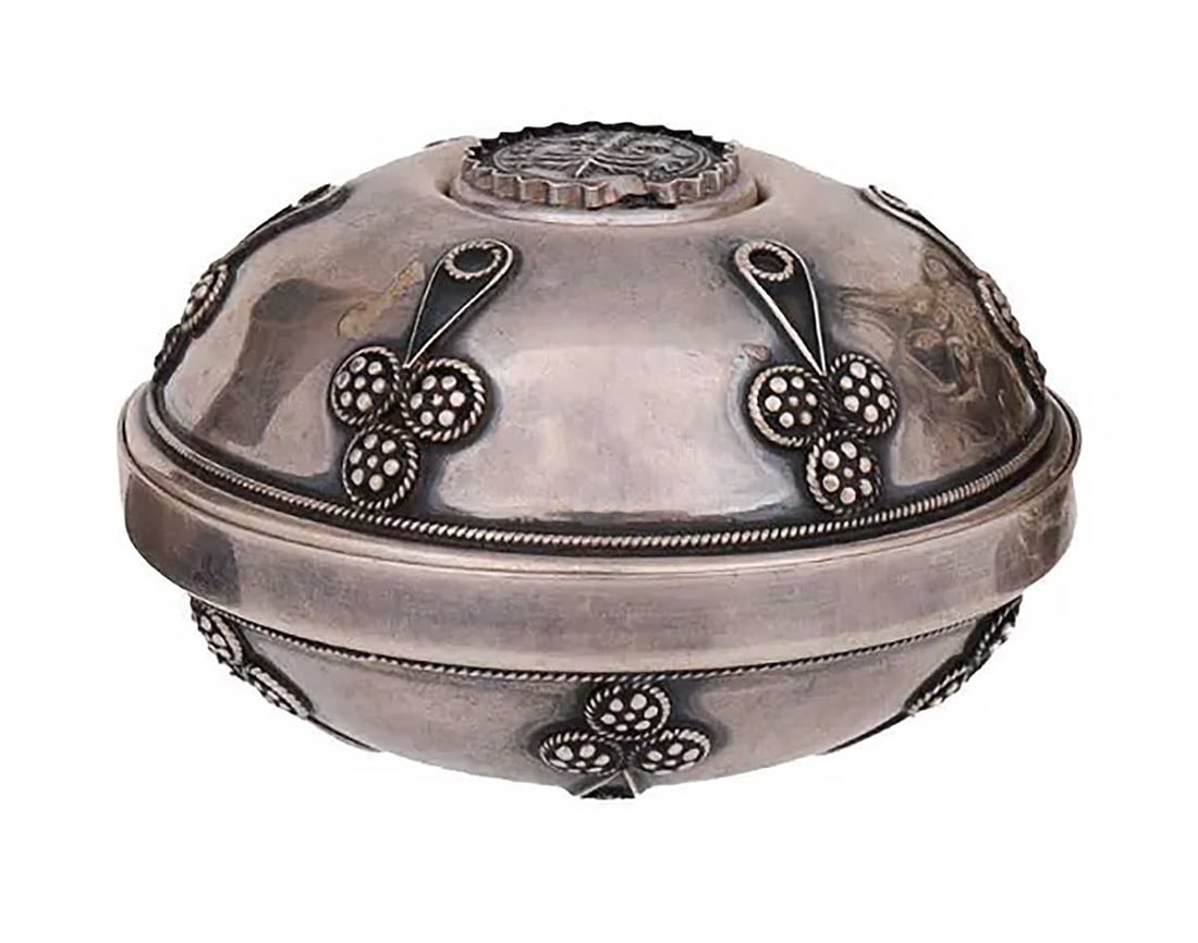 JUDAICA SHABBAT KODESH SILVER CANDLESTICK HOLDER (1 of 14)