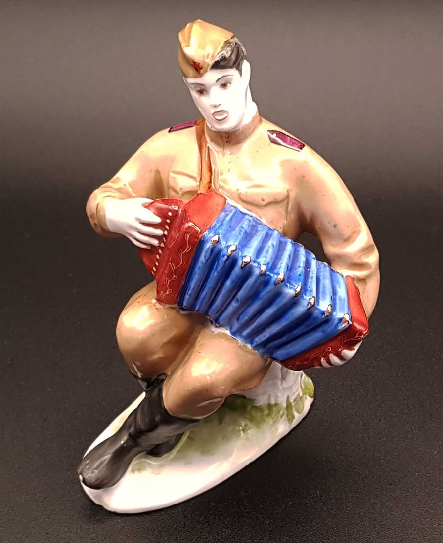 Russian Porcelain Figurine, Vasiliy Tyorkin Auction