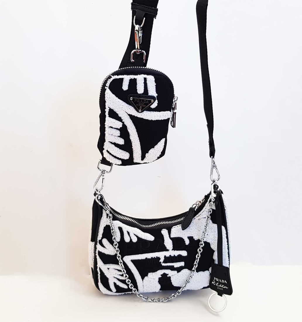 PRADA LOGO SHEARLING SHOULDER BAG (1 of 18)