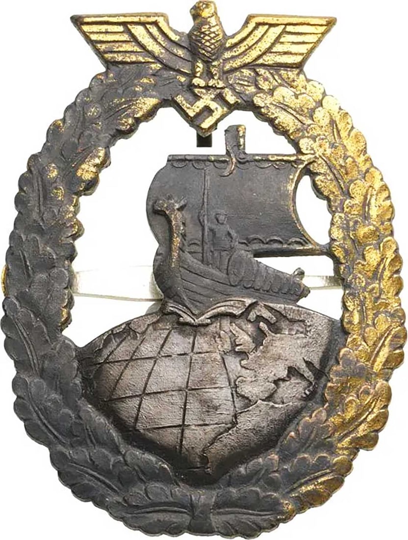 GERMAN WWII AUXILIARY CRUISER WAR BADGE (1 of 12)