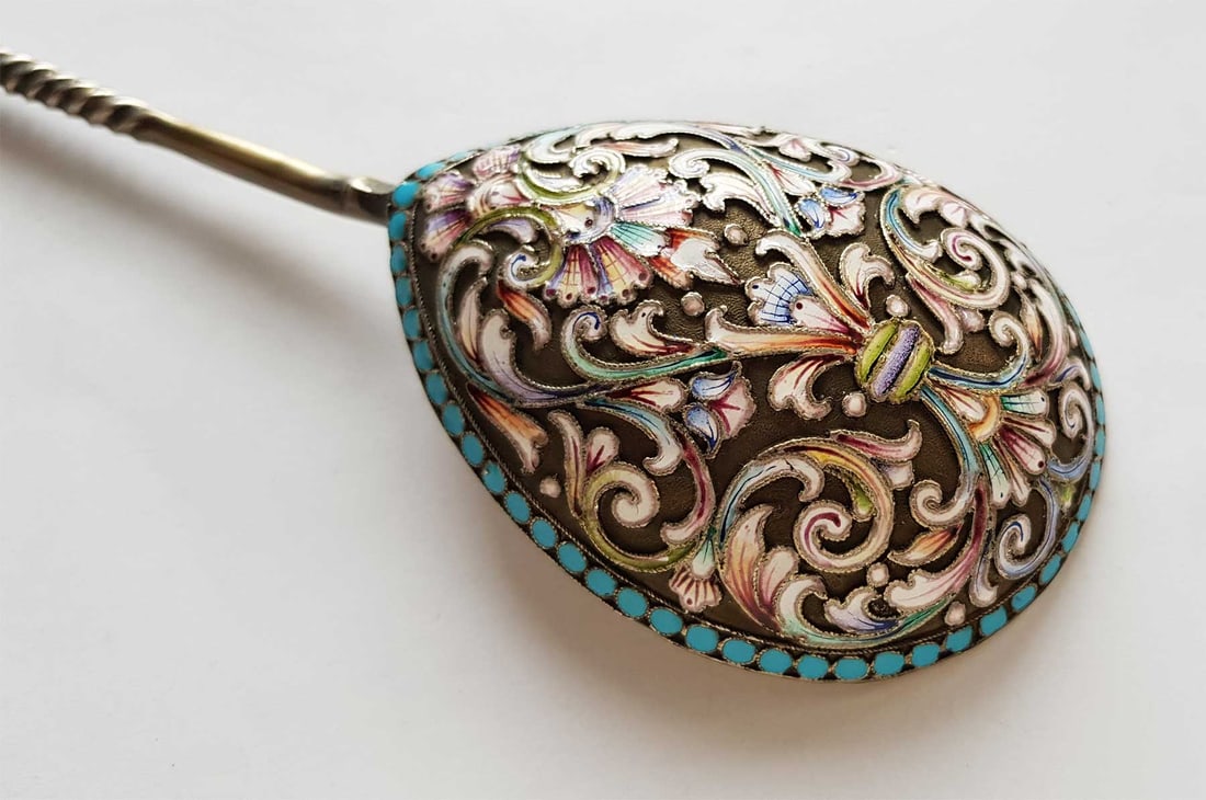 IVAN KHLEBNIKOV - LARGE RUSSIAN SILVER SERVING SPOON (1 of 14)
