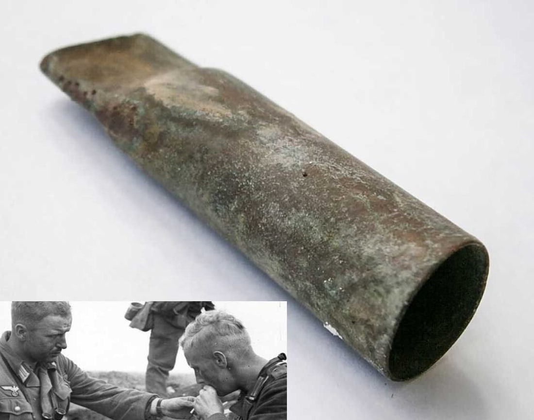 GERMAN WWII SMOKING PIPE fr. ROUND CARTRIDGE SHELL: Sale - Must Go ! GERMAN WWII SMOKING PIPE from ROUND CARTRIDGE SHELL This is a German WWII smoking pipe crafted from a round cartridge shell, making it a piece of trench art. CONDITION: Very good cond