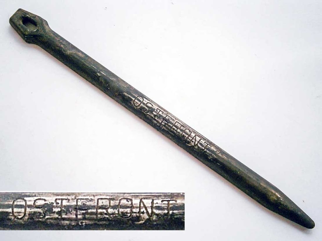GERMAN WWII MILITARY TOOL for TENT, OSTFRONT (1 of 10)