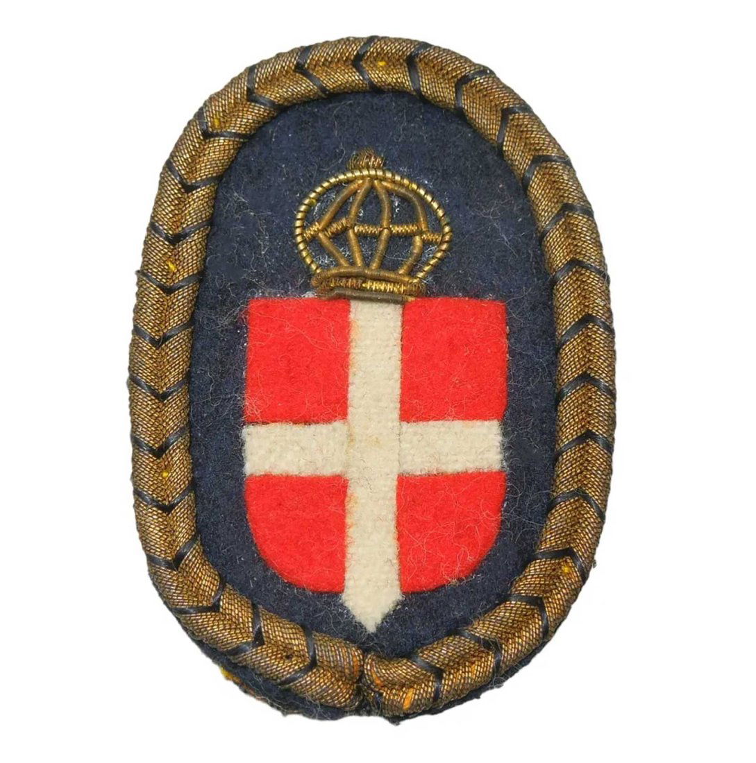 DANISH WWII VOLUNTEERS SLEEVE PATCH (1 of 10)