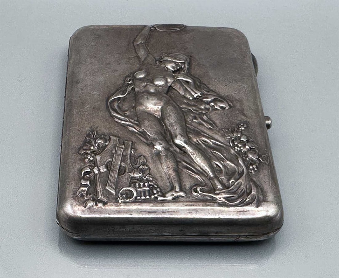 RUSSIAN IMPERIAL ART NOUVEAU SILVER CIGARETTE CASE: Lifetime Warranty ! RUSSIAN IMPERIAL ART NOUVEAU SILVER CIGARETTE CASE, BOX, 19th CENTURY For your viewing pleasure, here is a fine Russian Soviet silver cigarette case adorned with an embossed Art No
