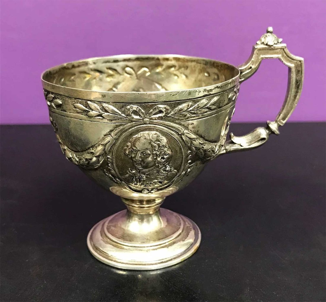 RUSSIAN SILVER VODKA CHARKA, 1890x: Nice and Collectible ! VERY RARE RUSSIAN SILVER CHARKA for VODKA, 1890x Russian charka made from silver. OUR ANCESTORS knew that silver has powerful antimicrobial properties. It has a detrimental effe