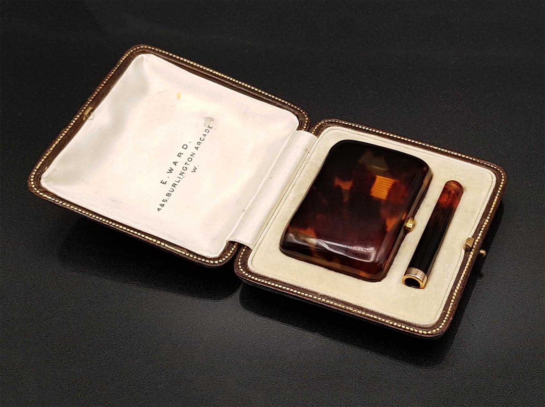 GOLD CIGARETTE CASE w. MOUTHPIECE, c. 1900 (1 of 18)