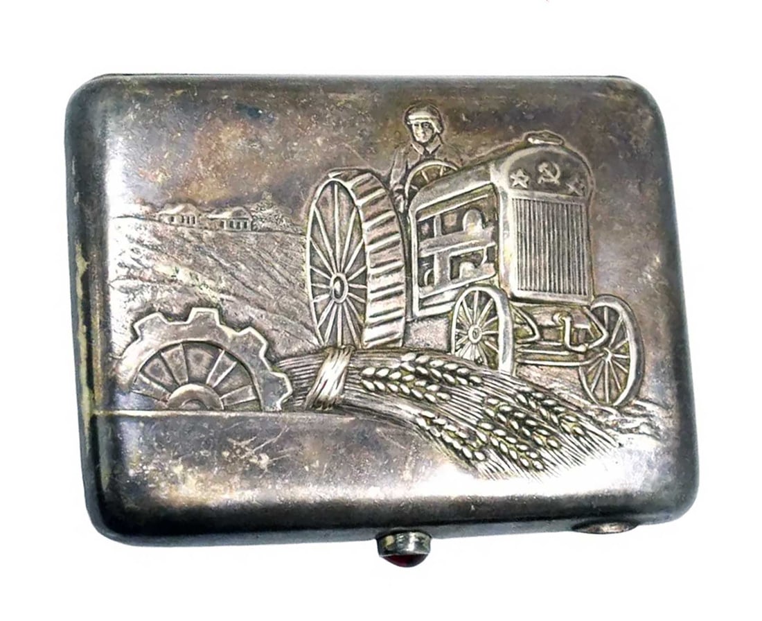 RUSSIAN SILVER CIGARETTE CASE, COLLECTIVISATION, 1930s (1 of 12)