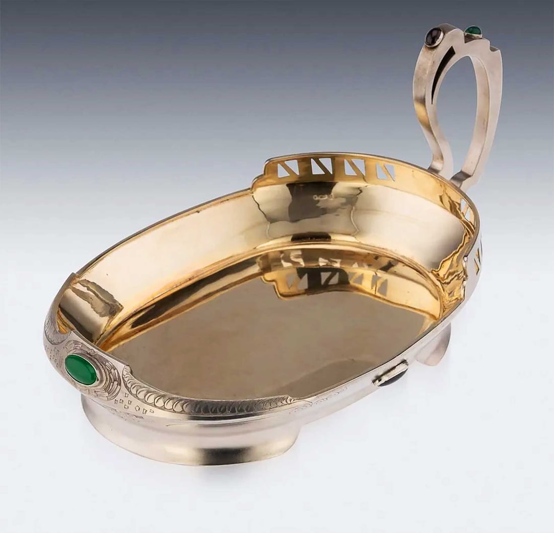 LARGE RUSSIAN IMPERIAL SILVER KOVSH, 1900x (1 of 19)