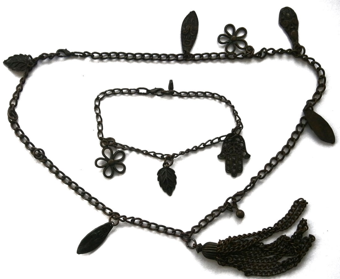 JEWISH WWII CHAIN & BRACELET HAND of FATIMA: Sale - Must Go! JEWISH WWII CHAIN and BRACELET HAND of FATIMA from LITZMANNSTADT in POLAND Jewish WWII chain and bracelet with the Hand of Fatima from Litzmannstadt in Poland. These items were obtaine