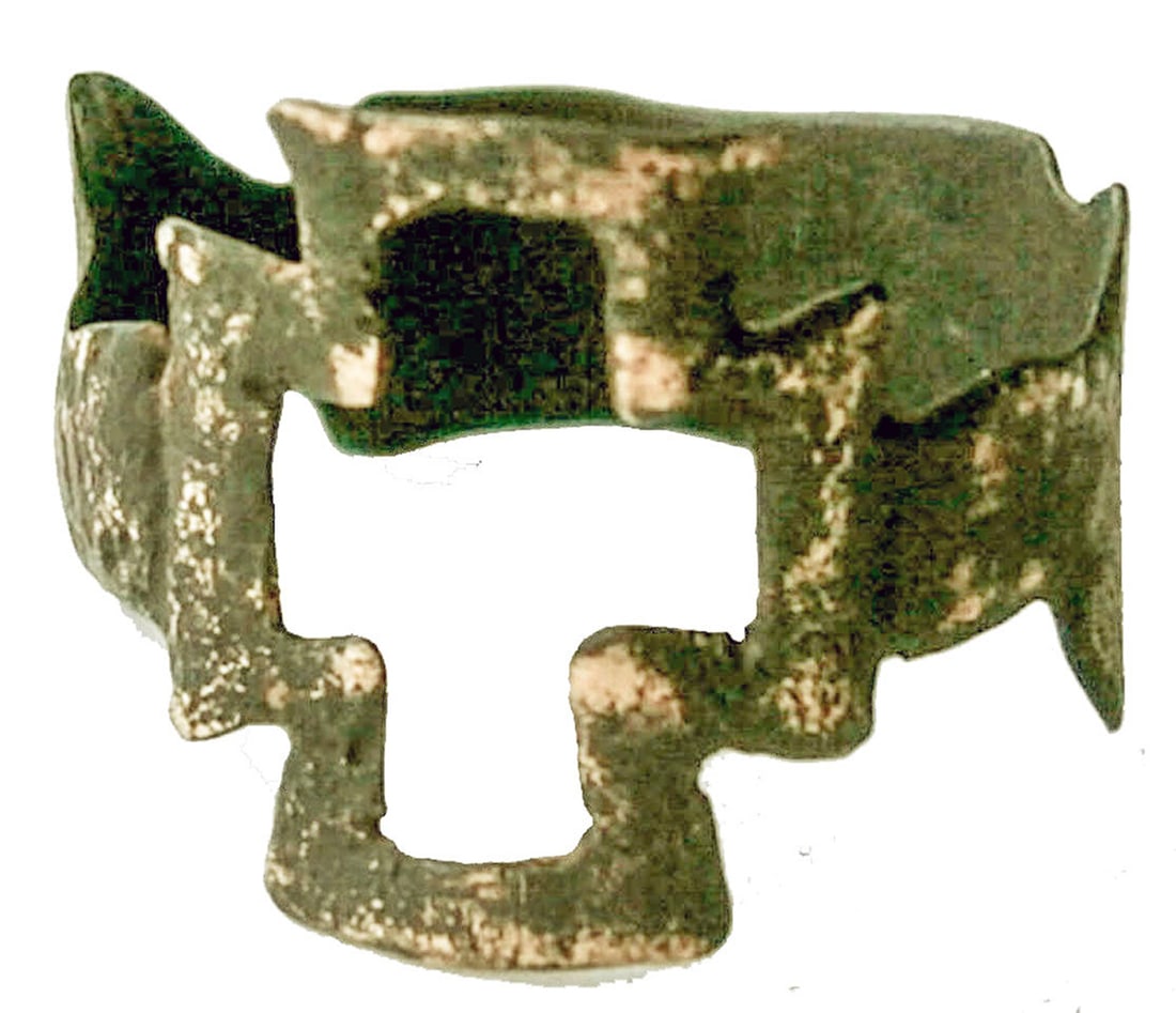 GERMAN WWII RING w. IRON CROSS: Trench Art with Huge Historical Value! GERMAN WWII RING with IRON CROSS German WWII ring with Iron Cross. Very collectible item. We are selling an old collection of WWII trench art items. The item is 