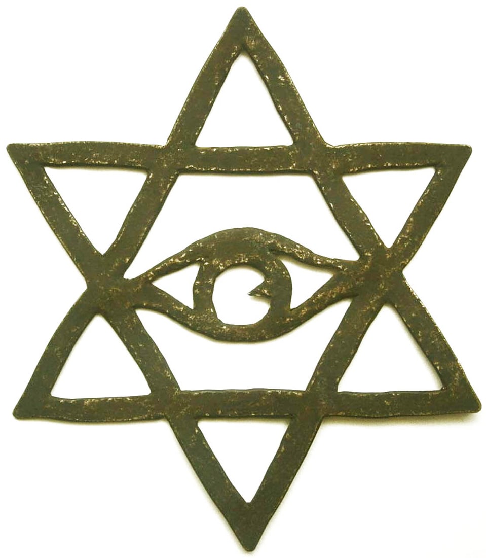 JEWISH WWII STAR of DAVID fr. LITZMANNSTADT, 1939: Great Display Piece! With Huge Historical Value! EXTREMELY RARE JEWISH WWII STAR of DAVID from LITZMANNSTADT in POLAND For your consideration is an Extremely Rare Star of David made of metal. This is 