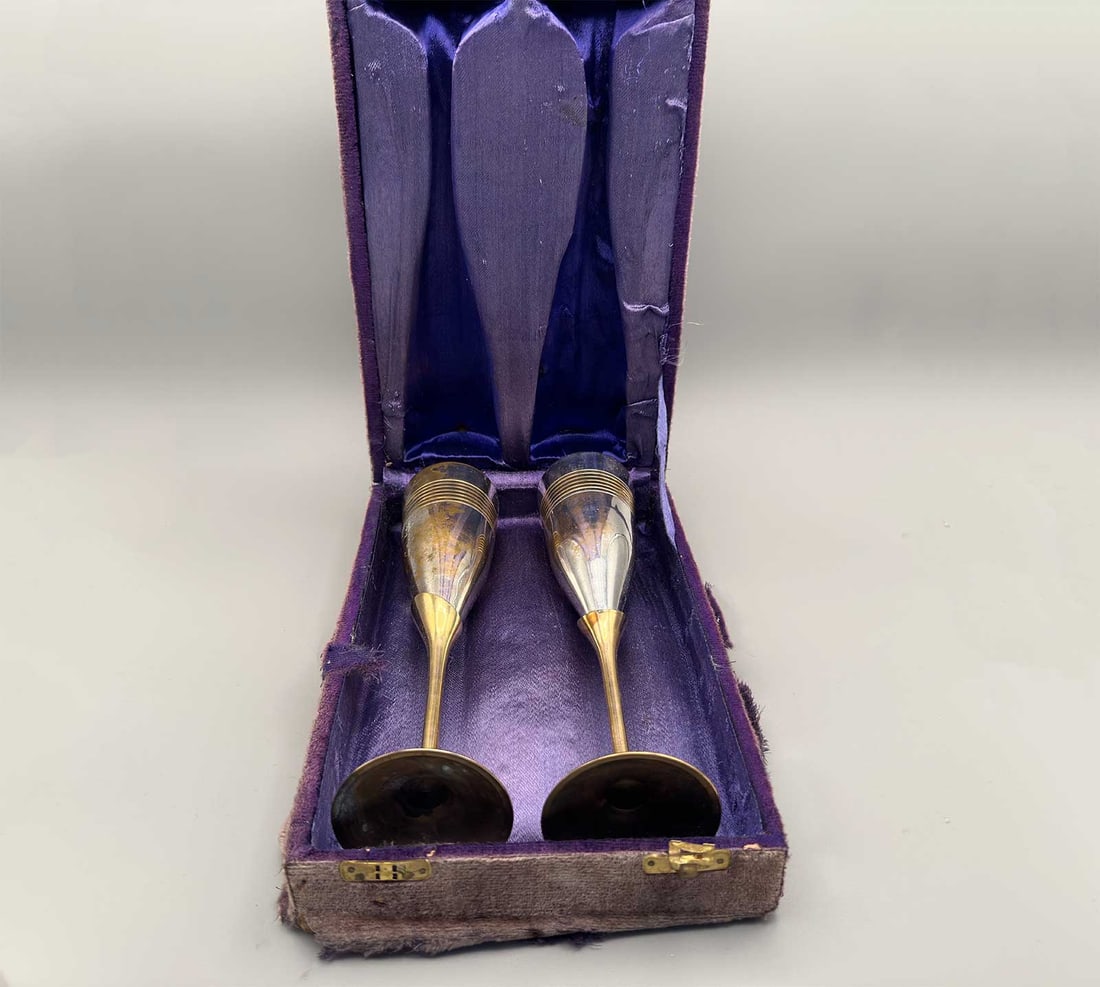 LARGE CHAMPAGNE SILVER GOBLETS, BOXed, 1930x: Wonderful Gift for any Occasion! LARGE CHAMPAGNE SILVER FLUTES GOBLETS, BOXed, 1930x For your viewing pleasure, here is a set of large champagne flutes, tall and made of silver and gold-plated goblets