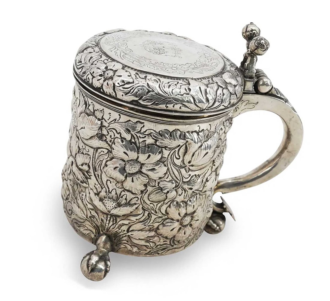 ANTIQUE STERLING SILVER TANKARD, 1680 (1 of 13)
