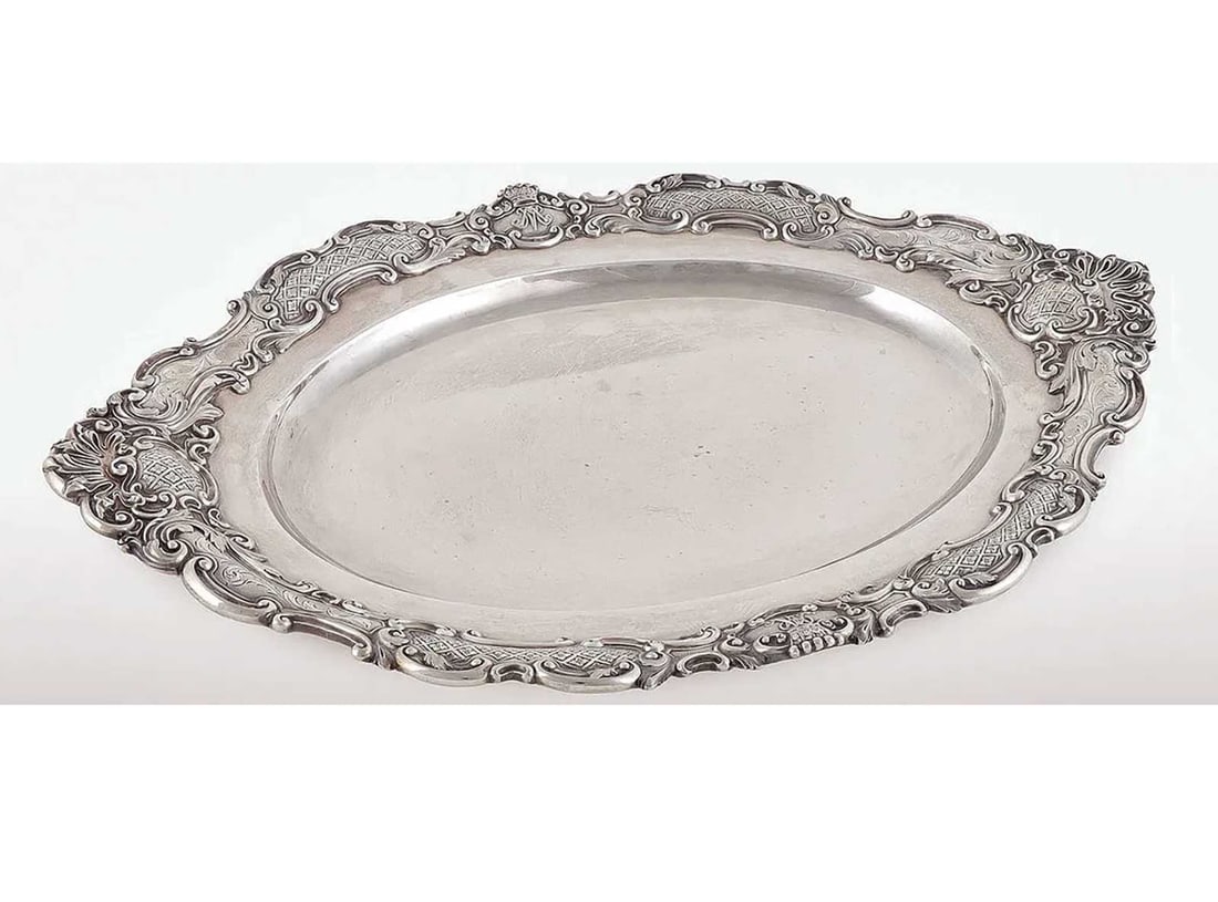 Paul STORR - GEORGE IV SILVER TRAY fr. CHRISTIE's: LifeTime Warranty! Flexible Payments: Pay Over 3–6 Months! Paul STORR - LARGE STERLING SILVER MEAT TRAY, 1834, GEORGE IV + RECEIPT from CHRISTIE's For your consideration is a rare silver oval-shaped