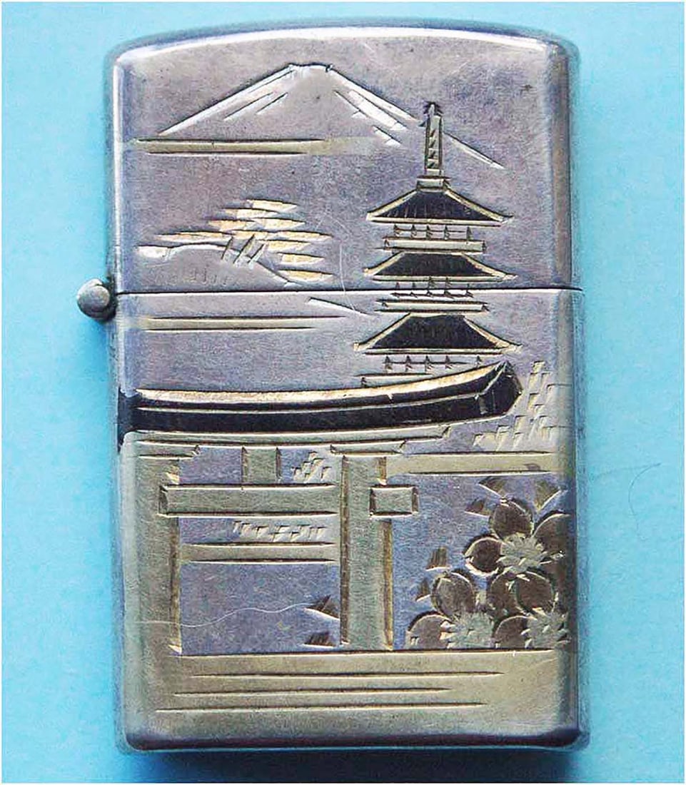ANTIQUE GOLD & SILVER CIGARETTE LIGHTER (1 of 13)