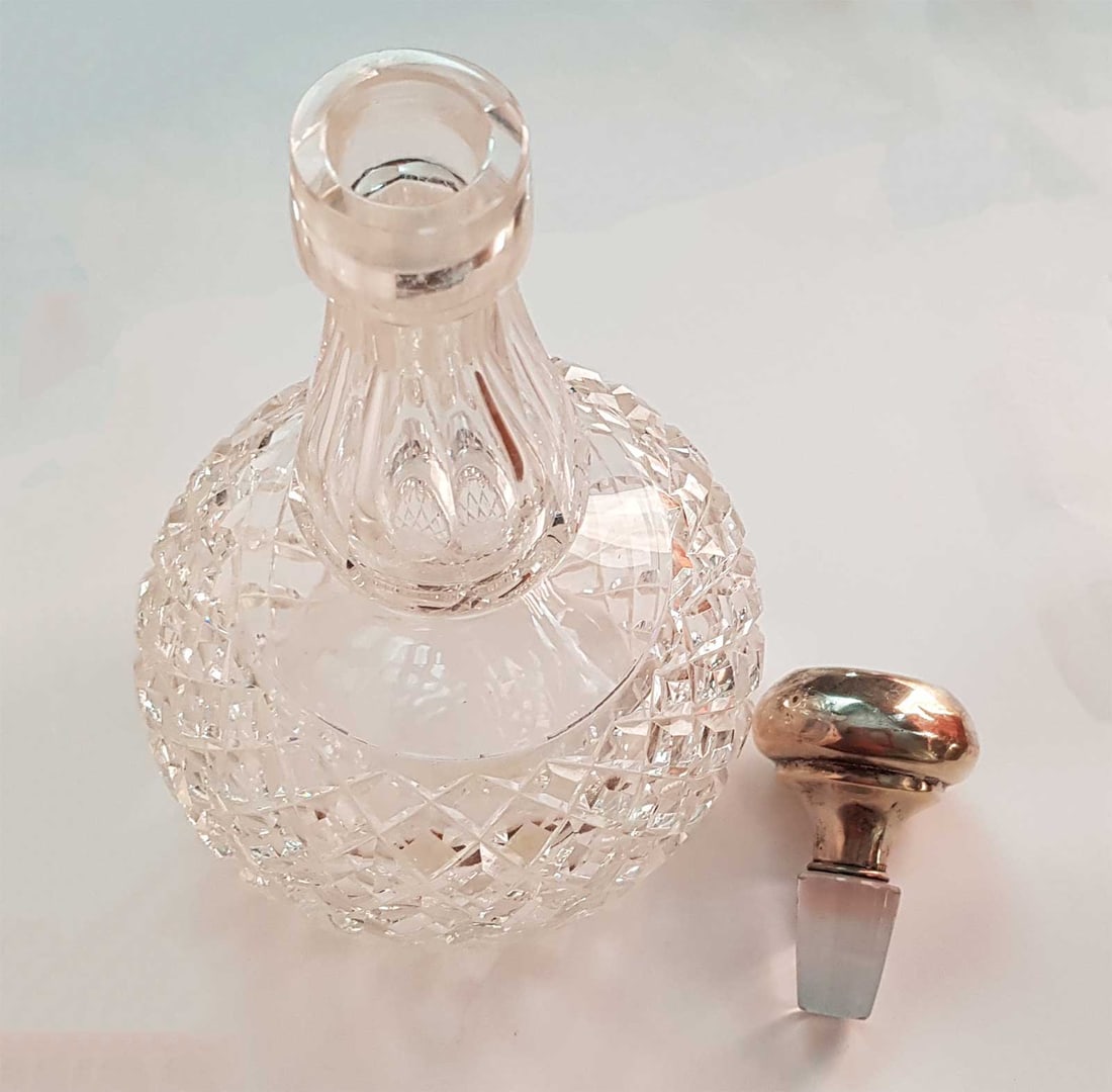 AMERICAN CUT GLASS DECANTER w. SILVER STOPPER - 4