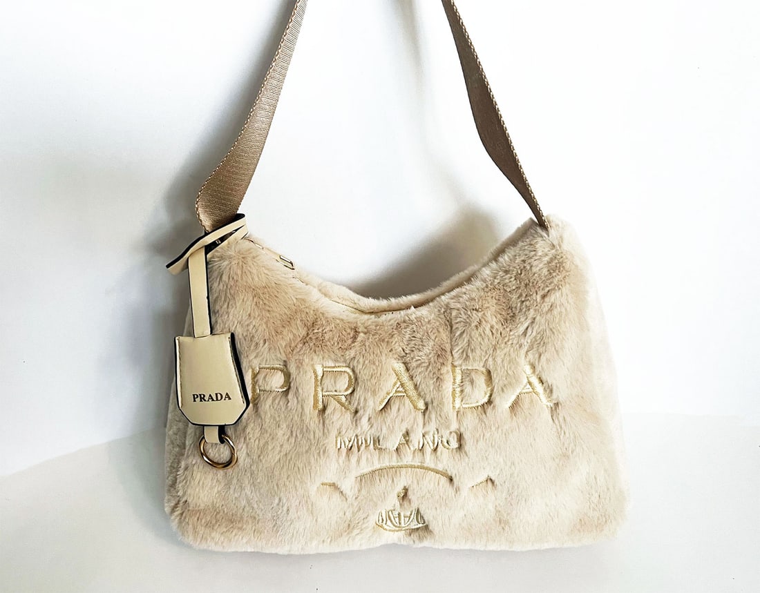 PRADA SHOULDER BAG RE EDITION YEAR 2000 BAG (1 of 12)
