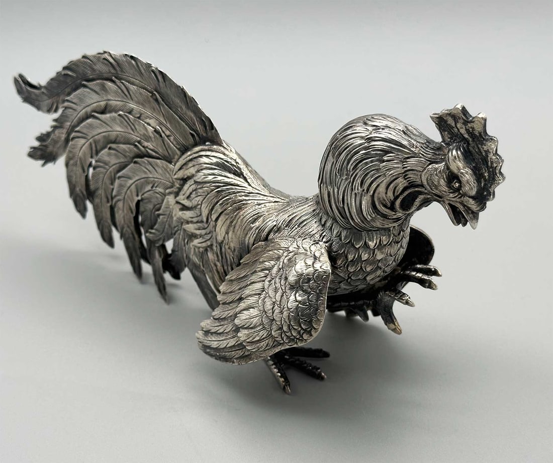 LARGE SILVER FIGHTING ROOSTER FIGURINE (1 of 13)