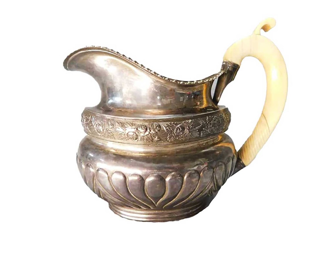 RUSSIAN IMPERIAL SILVER CREAMER, 1833 (1 of 9)