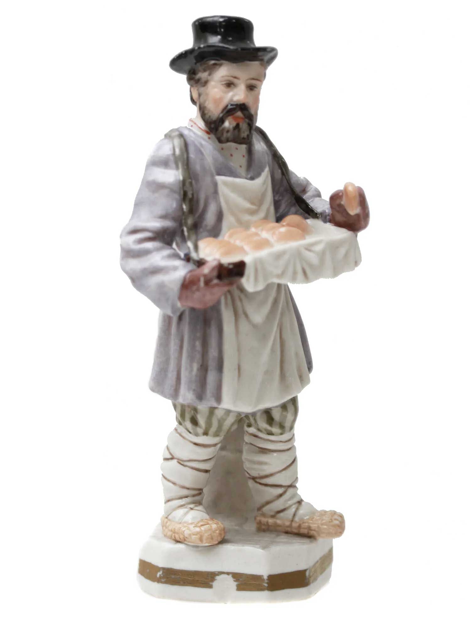 GARDNER - RUSSIAN PORCELAIN FIGURINE, 19c. (1 of 15)