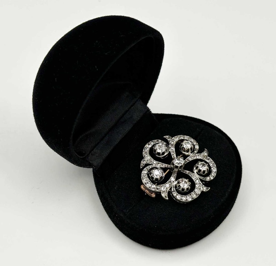 FABERGE - EXCLUSIVE GOLD & DIAMONDs BROOCH: Prestigious Gift! Price Reduced — Limited-Time Offer! FABERGE - EXCLUSIVE GOLD and DIAMONDs BROOCH For your consideration is a rare and exquisite antique brooch, modeled as a swirling flowerhead wit