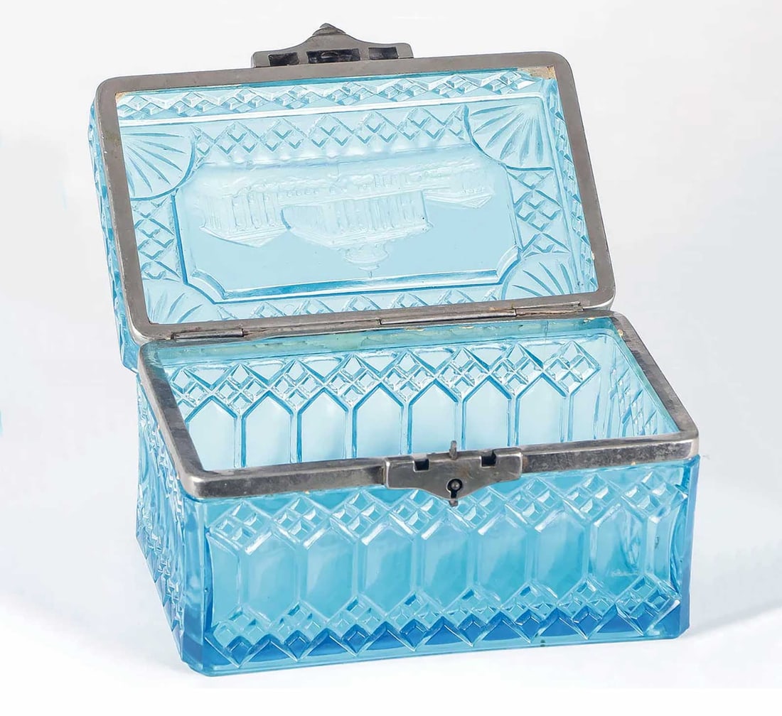 SCARCE RUSSIAN SNUFF BOX, c.1900: LifeTime Warranty! Price Reduced — Limited-Time Offer! SCARCE RUSSIAN BLUE CUT GLASS SNUFF BOX, c.1900 For your viewing pleasure, we present a scarce Russian blue cut glass snuff box, circa 1900.