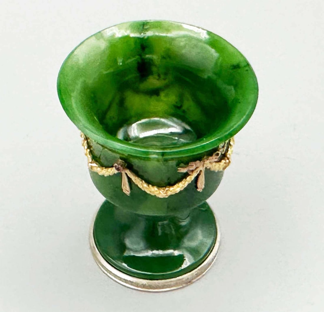 RUSSIAN NEPHRITE TWO-COLOR GOLD & SILVER CUP: Prestigious Gift! Price Reduced — Limited-Time Offer! RUSSIAN NEPHRITE TWO-COLOR GOLD and SILVER MOUNTED CUP For your viewing pleasure, here is an antique Imperial Russian nephrite cup, crafted with