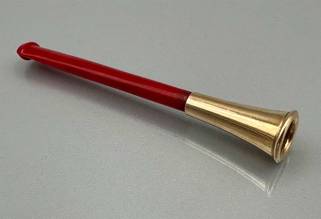 ANTIQUE GOLD CIGARETTE HOLDER (1 of 13)