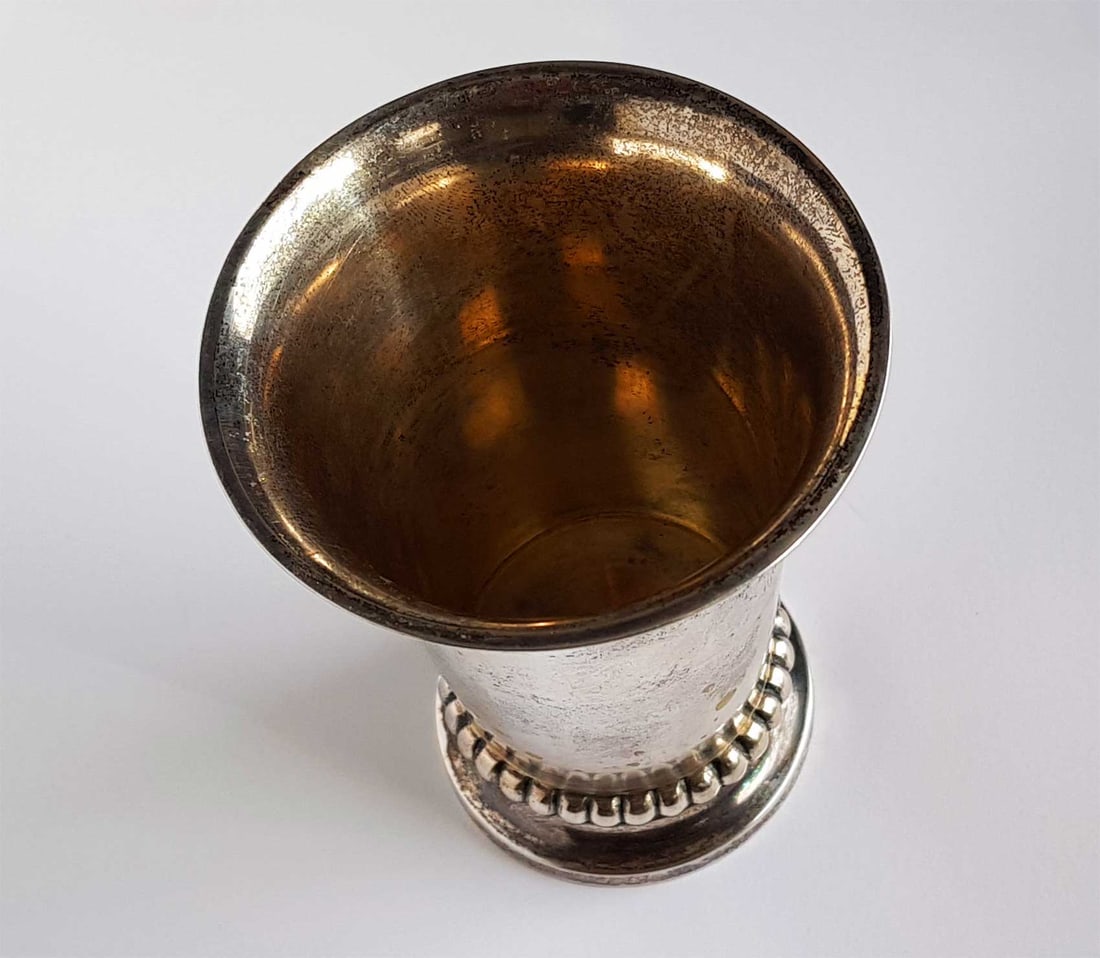 LARGE JEWISH SILVER KIDDUSH BEAKER, JUDAICA (1 of 14)