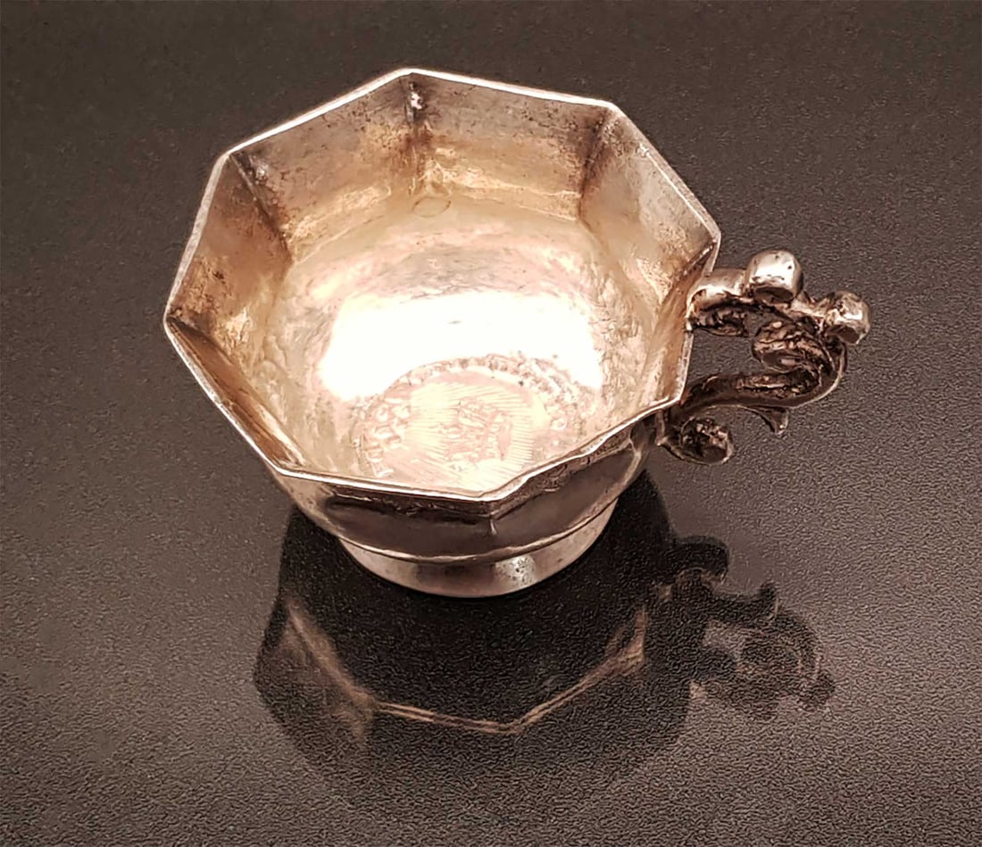 RUSSIAN SILVER CHARKA, VODKA CUP, 1743: LifeTime Warranty! Price Reduced — Limited-Time Offer! EXTREMELY RARE ANTIQUE RUSSIAN SILVER CHARKA, VODKA CUP, 1743 Russian silver charka, Moscow. It has a round base and an upper part with an octa