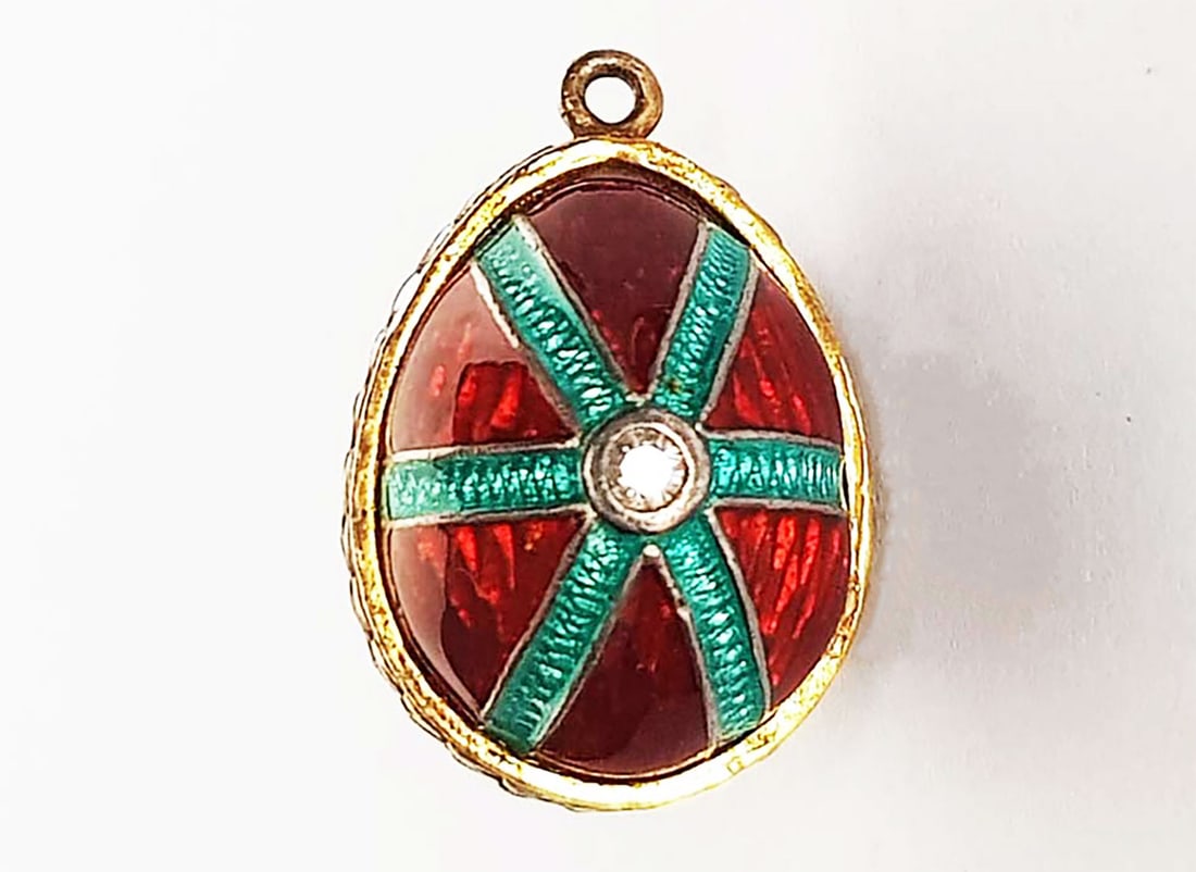 ANTIQUE RUSSIAN GOLD EGG PENDANT (1 of 5)