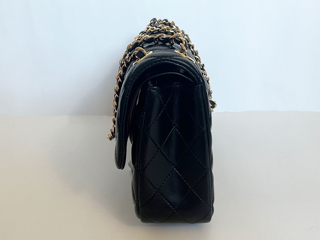 CHANEL CLASSIC DOUBLE FLAP MEDIUM - 5