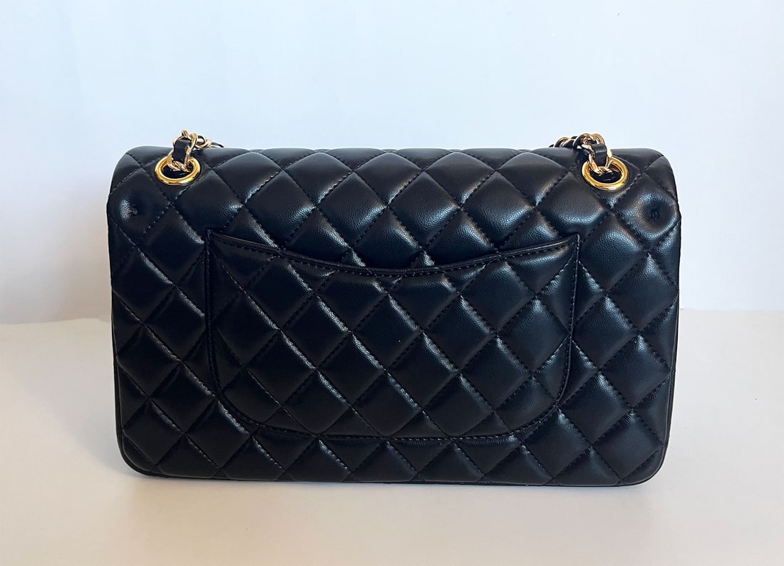 CHANEL CLASSIC DOUBLE FLAP MEDIUM - 6