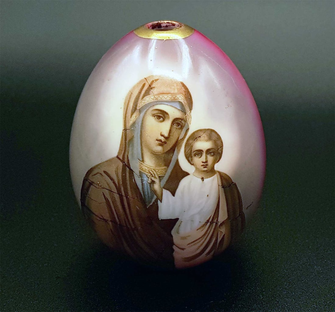 RUSSIAN PORCELAIN EGG MOTHER of GOD KAZANSKAYA (1 of 16)