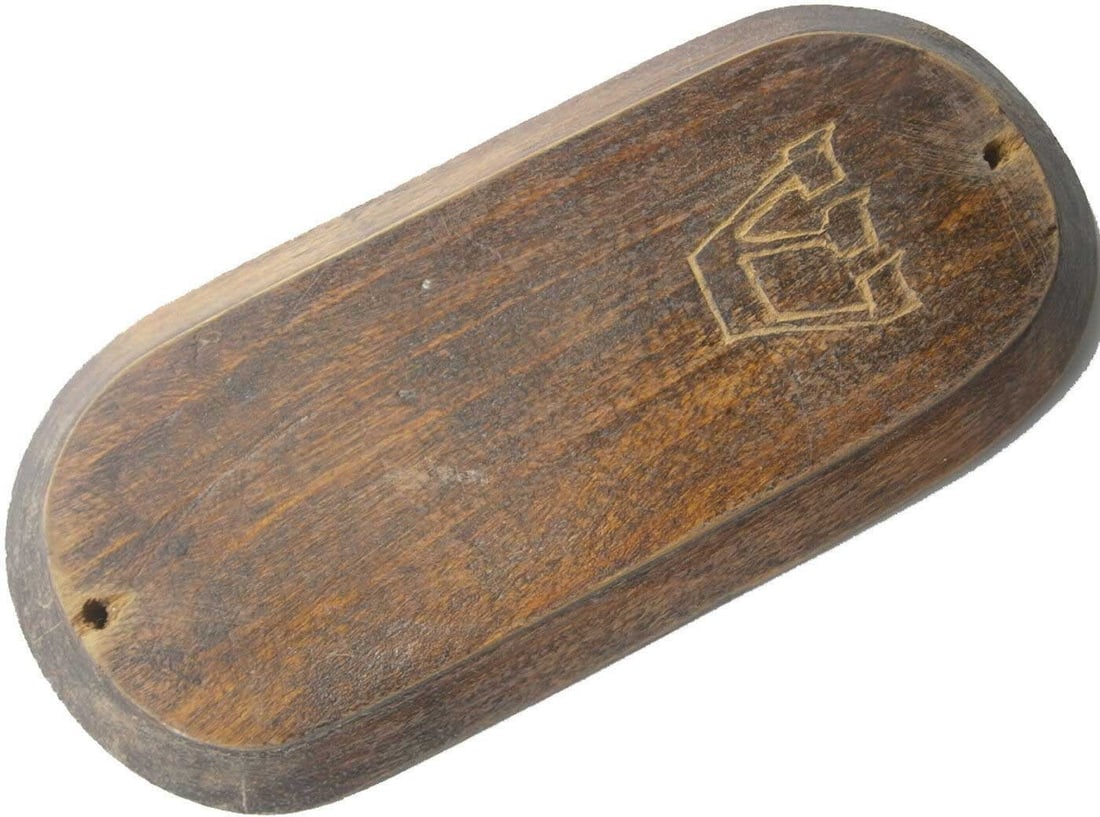 JEWISH WWII MEZUZAH w. INSCRIPTION on HEBREW: Huge Historical Value! Price Reduced — Limited-Time Offer! JEWISH WWII MEZUZAH with INSCRIPTION on HEBREW For your consideration is an old mezuzah featuring the inscription on Hebrew. This