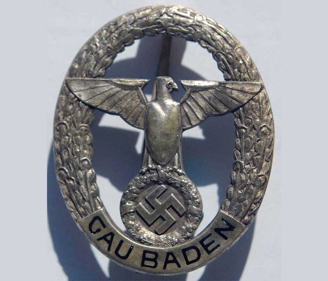 GERMAN WWII TRADITION CLASP STATE of BADEN: Price Reduced — Limited-Time Offer! GERMAN WWII TRADITION CLASP STATE of BADEN, SILVER VERSION This piece is a highly sought-after collector's item, as it was issued and handed out by high-ranking N