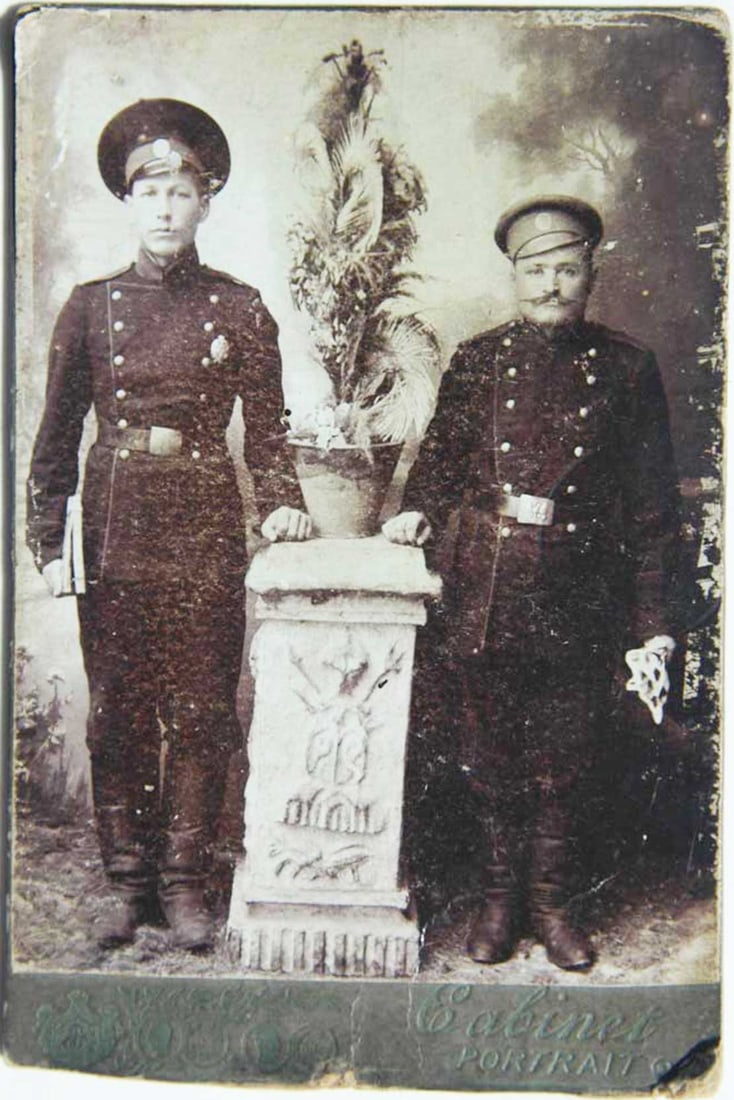 RUSSIAN IMPERIAL PHOTO w. REGIMENTAL BADGES: Great Display Item! Price Reduced — Limited-Time Offer! RUSSIAN IMPERIAL PHOTO with REGIMENTAL BADGES Russian Imperial photo with regimental badges. Rare regimental photo. PROVENANCE: 1. From old, l