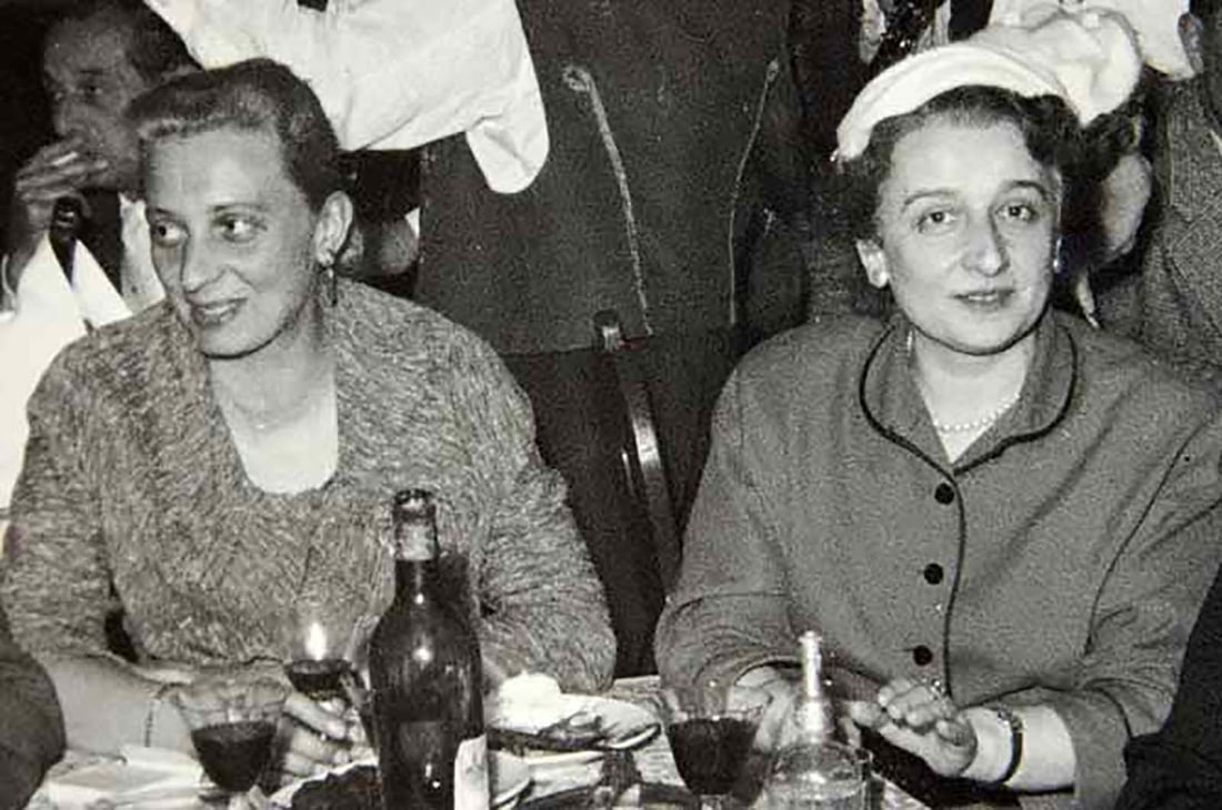 VERY OLD JEWISH PHOTO, WIEN BEFORE IMMIGRATION: Great Display Item! Price Reduced — Limited-Time Offer! RARE OLD JEWISH PHOTO, WIEN BEFORE IMMIGRATION Old Jewish photo, Vienna before immigration. Rare photo. TEST: This particular item has passed