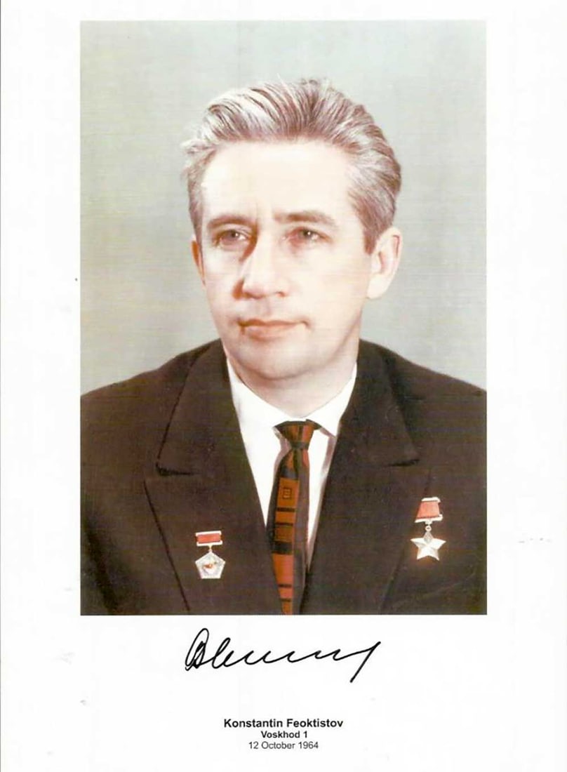 SIGNED PHOTO SOVIET COSMONAUT K. FEOKTISTOV (1 of 7)