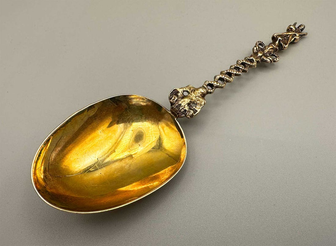 EXTREMELY RARE ENGLISH SILVER SPOON: Wonderful Gift! Price Reduced — Limited-Time Offer! EXTREMELY RARE ANTIQUE ENGLISH SILVER SPOON For your viewing pleasure, here is a rare antique English sterling silver spoon. The spoon has relief