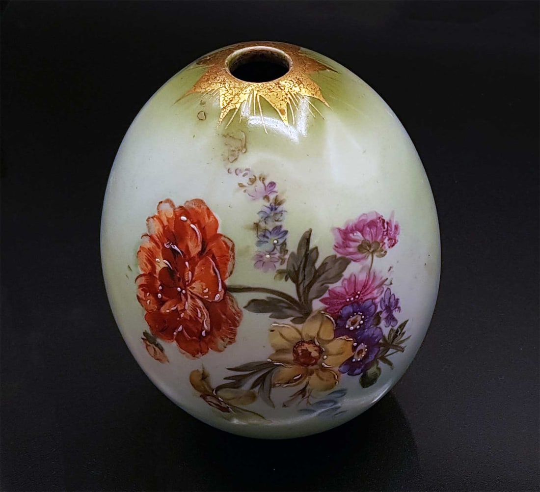 LARGE RUSSIAN PORCELAIN EASTER EGG - 2