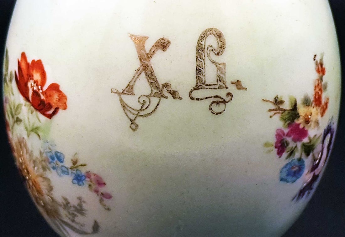 LARGE RUSSIAN PORCELAIN EASTER EGG - 8