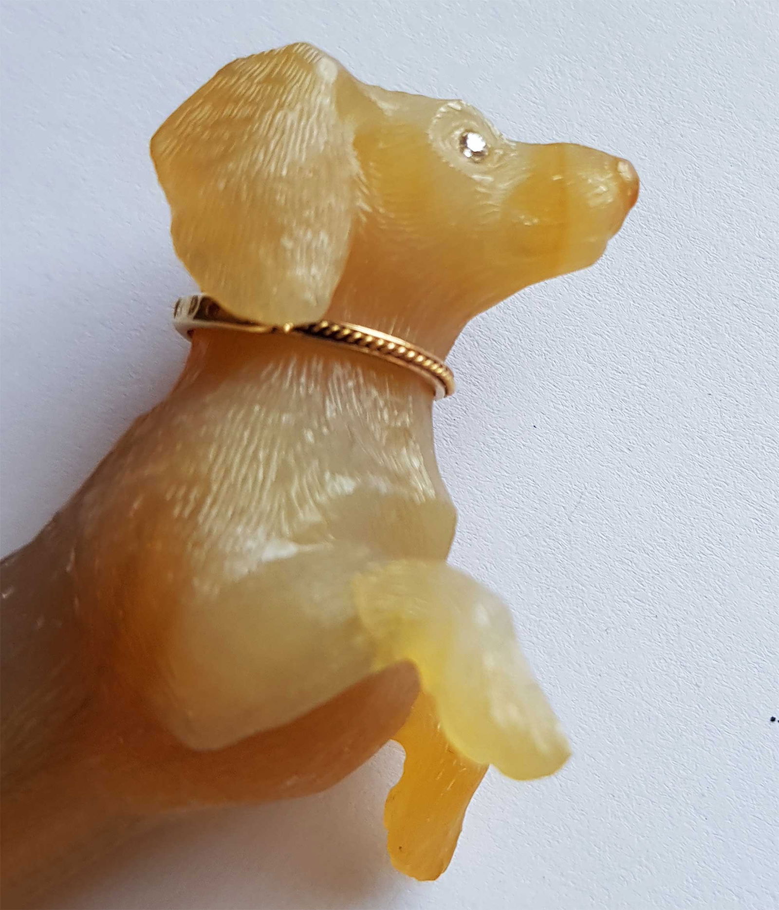 RUSSIAN AGATE DOG FIGURINE w. DIAMONDS - 10