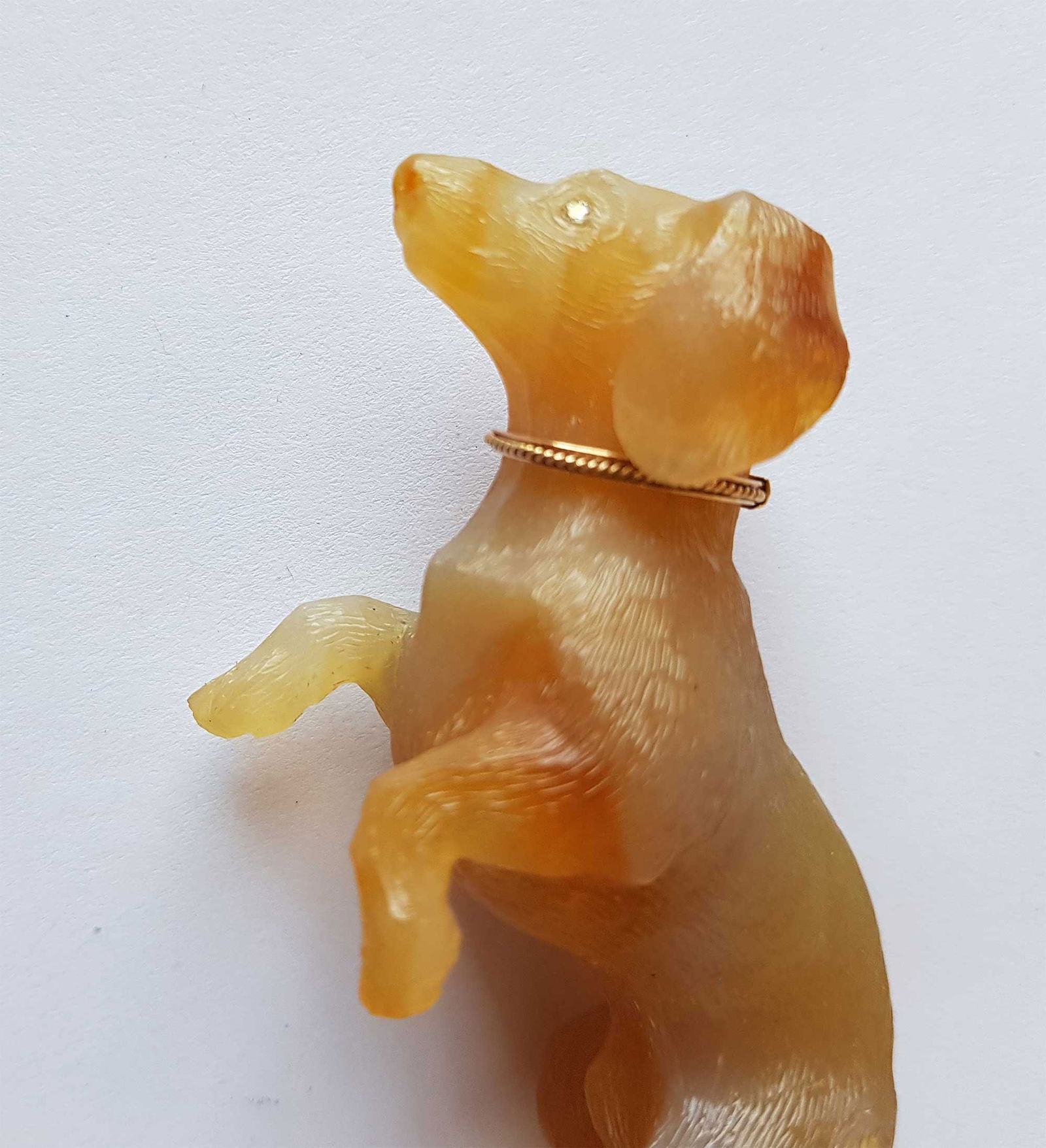 RUSSIAN AGATE DOG FIGURINE w. DIAMONDS - 11