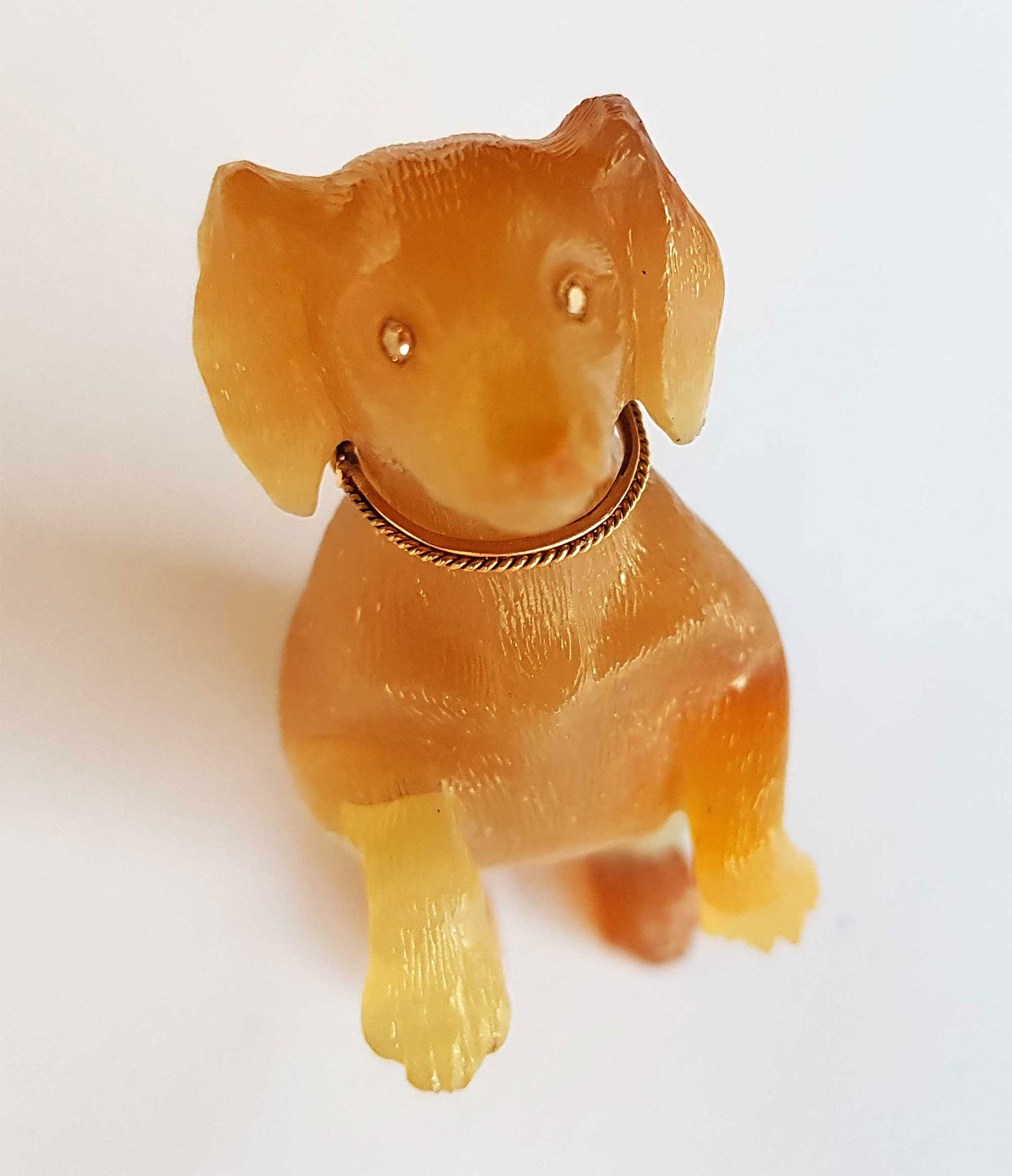 RUSSIAN AGATE DOG FIGURINE w. DIAMONDS: Prestigious Gift! Price Reduced — Limited-Time Offer! RUSSIAN MARBLED AGATE DOG STATUETTE FIGURINE with GENUINE DIAMOND EYES Agate Dog (Sobaka - Russian for Dog) with a Solid 72 Pink and Yellow